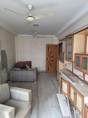 Living Room in 2 BHK Apartment at Arkade Darshan, Vile Parle East – for Rent