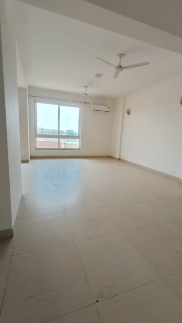 Room in 4 BHK Apartment at AEZ Aloha, Sector 57 – for Rent
