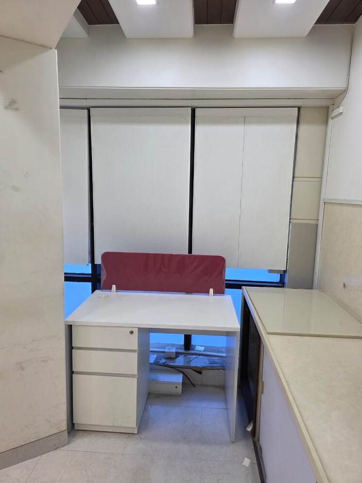 Team Area, manek-smruti Commercial Office Space 850 Sq.Ft. In Vile Parle East Mumbai 9362208