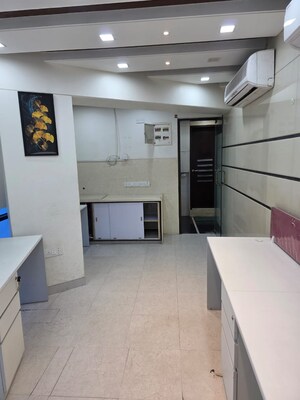 Floor Plan in  Office Space at Manek Smruti, Vile Parle East – for Rent