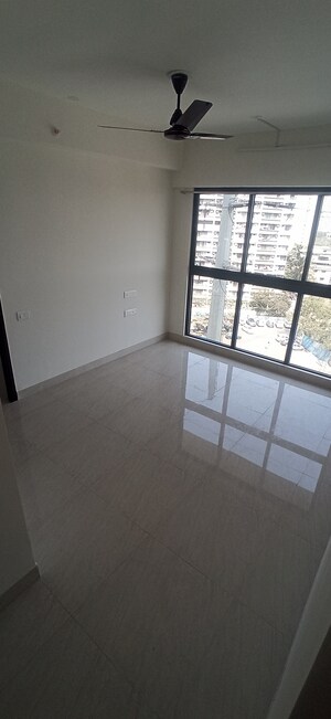 Room in 2 BHK Apartment at Lodha Crown Kolshet, Kolshet Road – for Rent