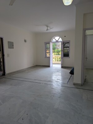 2.5 BHK Builder Floor For Rent in M2K The White House, Sector 57