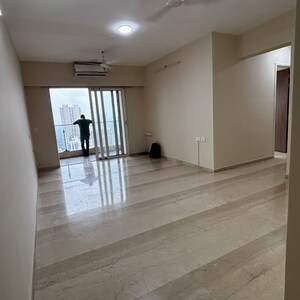 Room in 2 BHK Apartment at LnT Realty Crescent Bay, Dhabholkar Wadi – for Rent