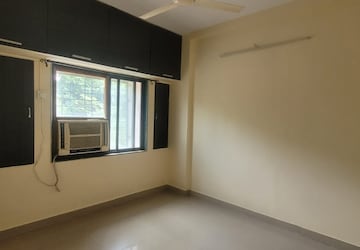 Room in 1 BHK Apartment at Nahar Amrit Shakti, Chandivali – for Rent
