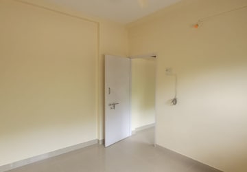 Room in 1 BHK Apartment at Nahar Amrit Shakti, Chandivali – for Rent