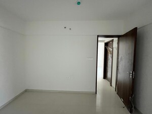 Room in 2 BHK Apartment at Bhaktamar Residency, Wadgaon Sheri – for Rent