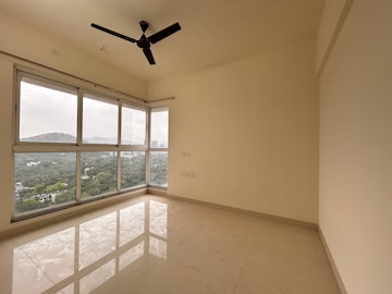 Room in 1.5 BHK Apartment at Sheth Avante, Kanjurmarg West – for Rent