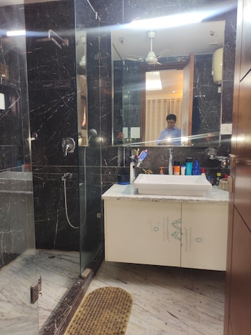 Kitchen in 4 BHK Builder Floor at Green Park – for Sale