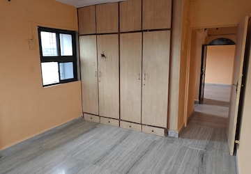 Room in 1 BHK Apartment at Silver Residency Kalyan, Kalyan West – for Sale