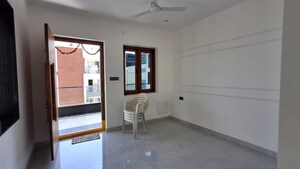 Room in 3 BHK Apartment at Kondapur – for Rent