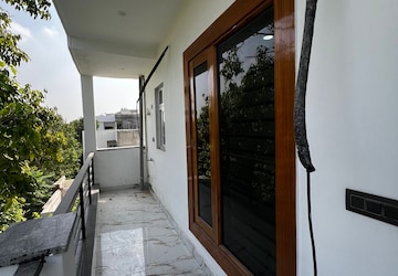 3 BHK Builder Floor For Sale in Sector 8