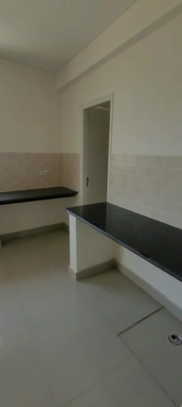 Room in 2.5 BHK Apartment at Imperia Esfera, Sector 37c – for Sale