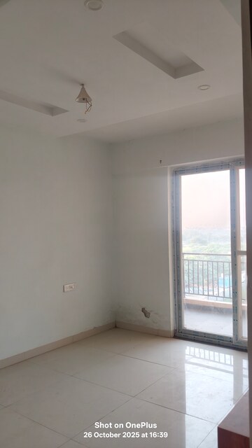 Room in 4 BHK Apartment at Sector 24 – for Sale