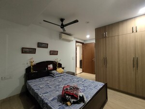 Bedroom in 3 BHK Builder Floor at Sector 52 – for Rent