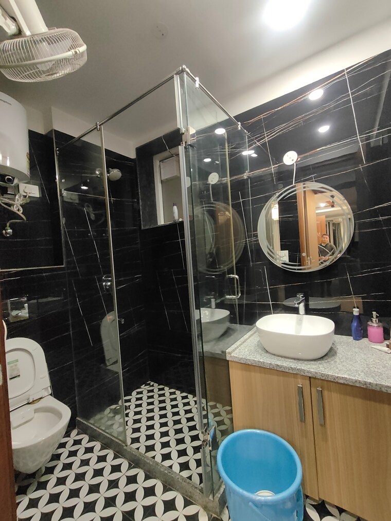 Gym, sector 52 3 Bedroom 3000 Sq.Ft. Builder Floor In Sector 52 Gurgaon 9362355