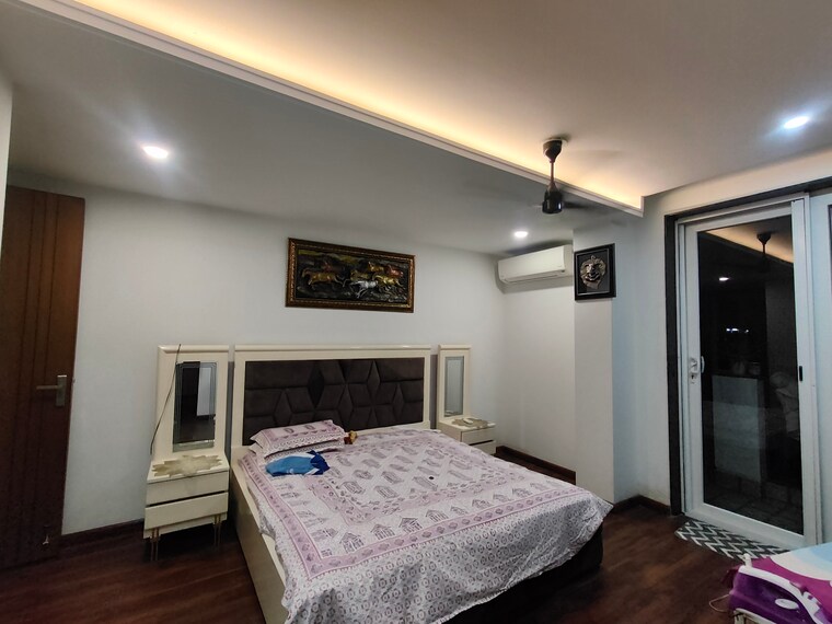 Bedroom, sector 52 3 Bedroom 3000 Sq.Ft. Builder Floor In Sector 52 Gurgaon 9362355