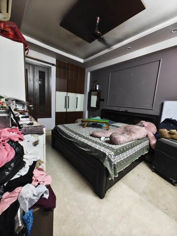 Bedroom in 3 BHK Builder Floor at Chittaranjan Park – for Rent