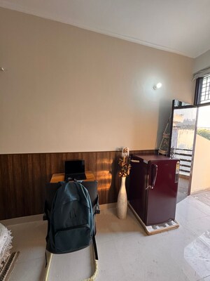 Living Room in Studio Builder Floor at Sector 32 – for Rent