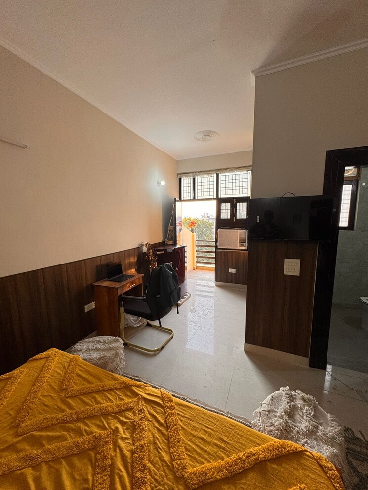 Bedroom, sector 32 Studio 650 Sq.Ft. Builder Floor In Sector 32 Gurgaon 9362371