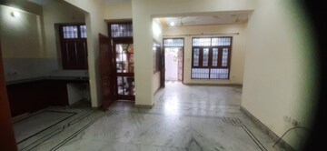 Room in 3 BHK Apartment at Omaxe R2, Gomti Nagar – for Sale