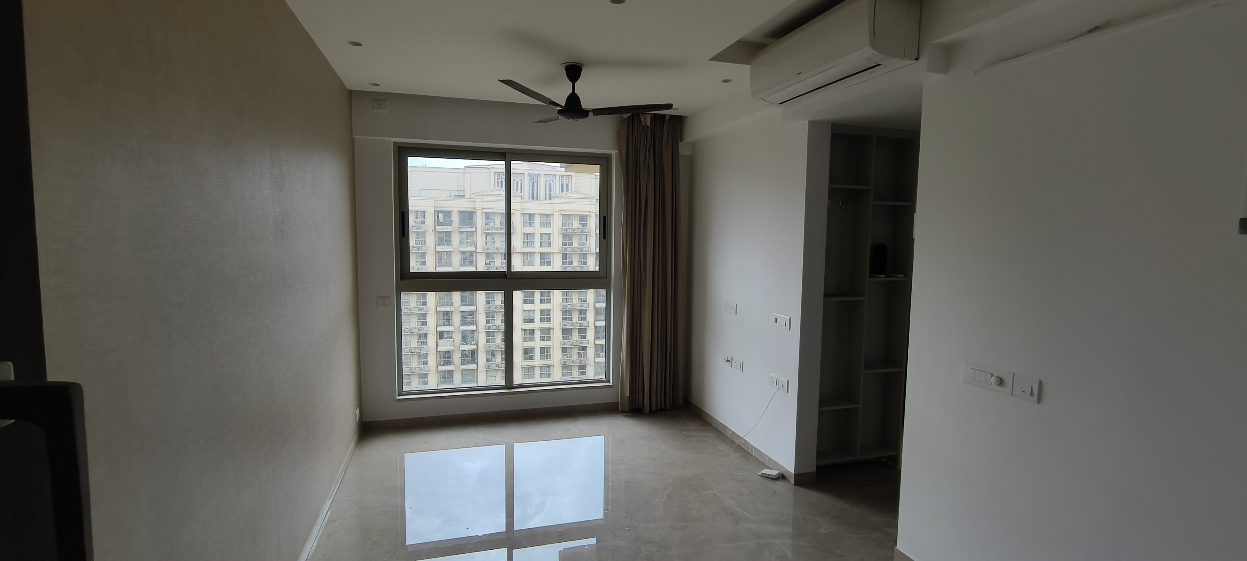 1 BHK 487 Sq.Ft. Apartment in Hiranandani Highland
