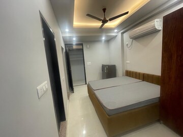 Furnished Amenities in Studio Builder Floor at Sector 32 – for Rent