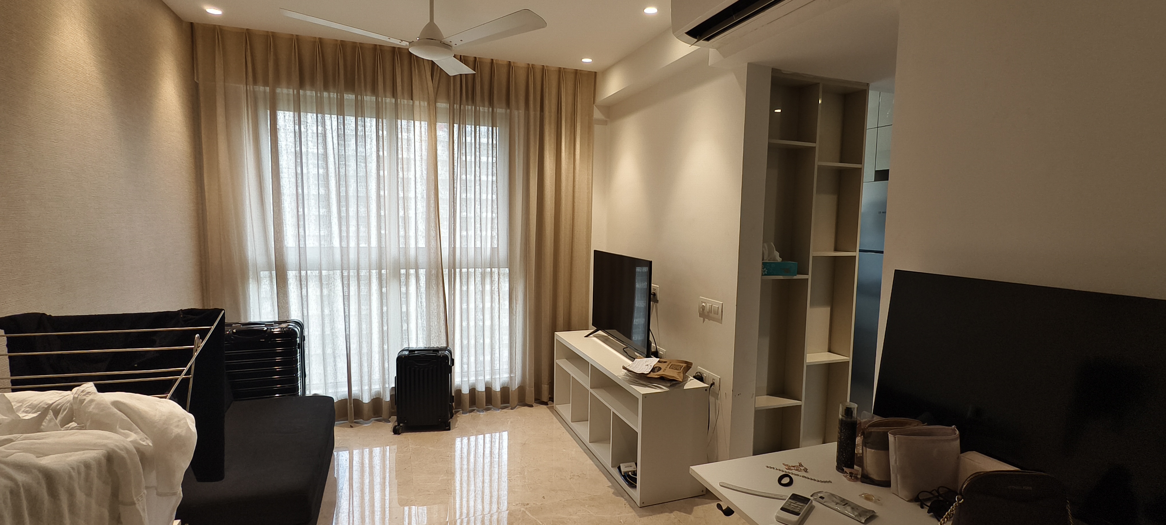 1 BHK + Pooja Room 379 Sq.Ft. Apartment in Hiranandani Regent Hill