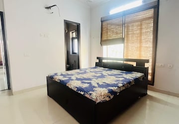 Bedroom in 2 BHK Builder Floor at Sector 31 – for Rent