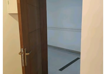 Furnished Amenities in 1 BHK Apartment at Central Park II-The Room, Sector 48 – for Sale