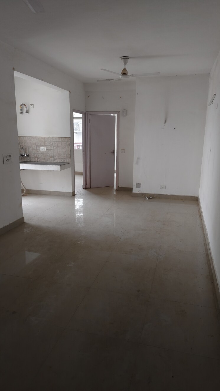 Room, suncity-avenue-76 2 Bedroom 735 Sq.Ft. Apartment In Sector 76 Gurgaon 9362406