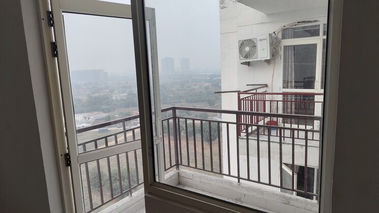 Balcony, suncity-avenue-76 2 Bedroom 735 Sq.Ft. Apartment In Sector 76 Gurgaon 9362406