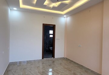 Room in 2 BHK Villa at Faizabad Road – for Sale