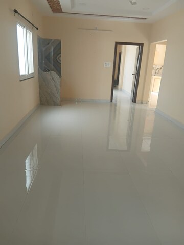 Room in 2 BHK Apartment at Manikonda – for Rent