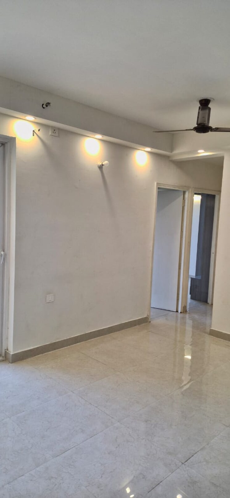 Room, signature-global-golf-greens 2.5 Bedroom 645 Sq.Ft. Apartment In Sector 79 Gurgaon 9362451