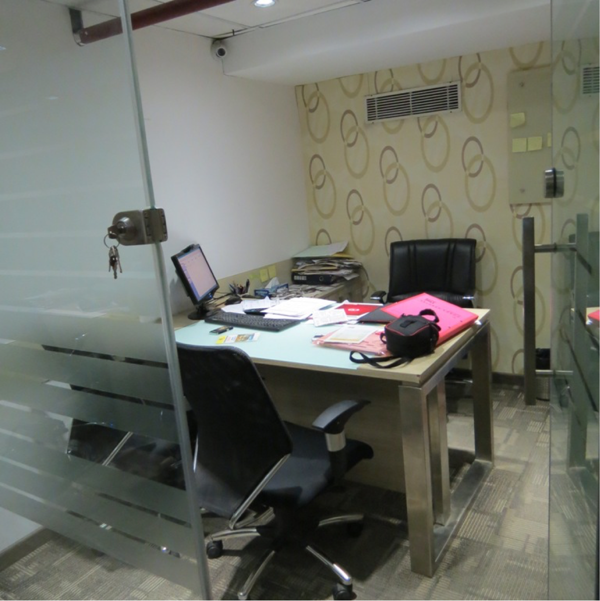 Office Space For Rent in JMD Megapolis