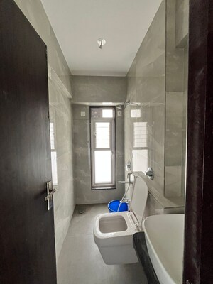 Bathroom in 3 BHK Apartment at Unitech Uniworld Gardens, Sector 47 – for Sale