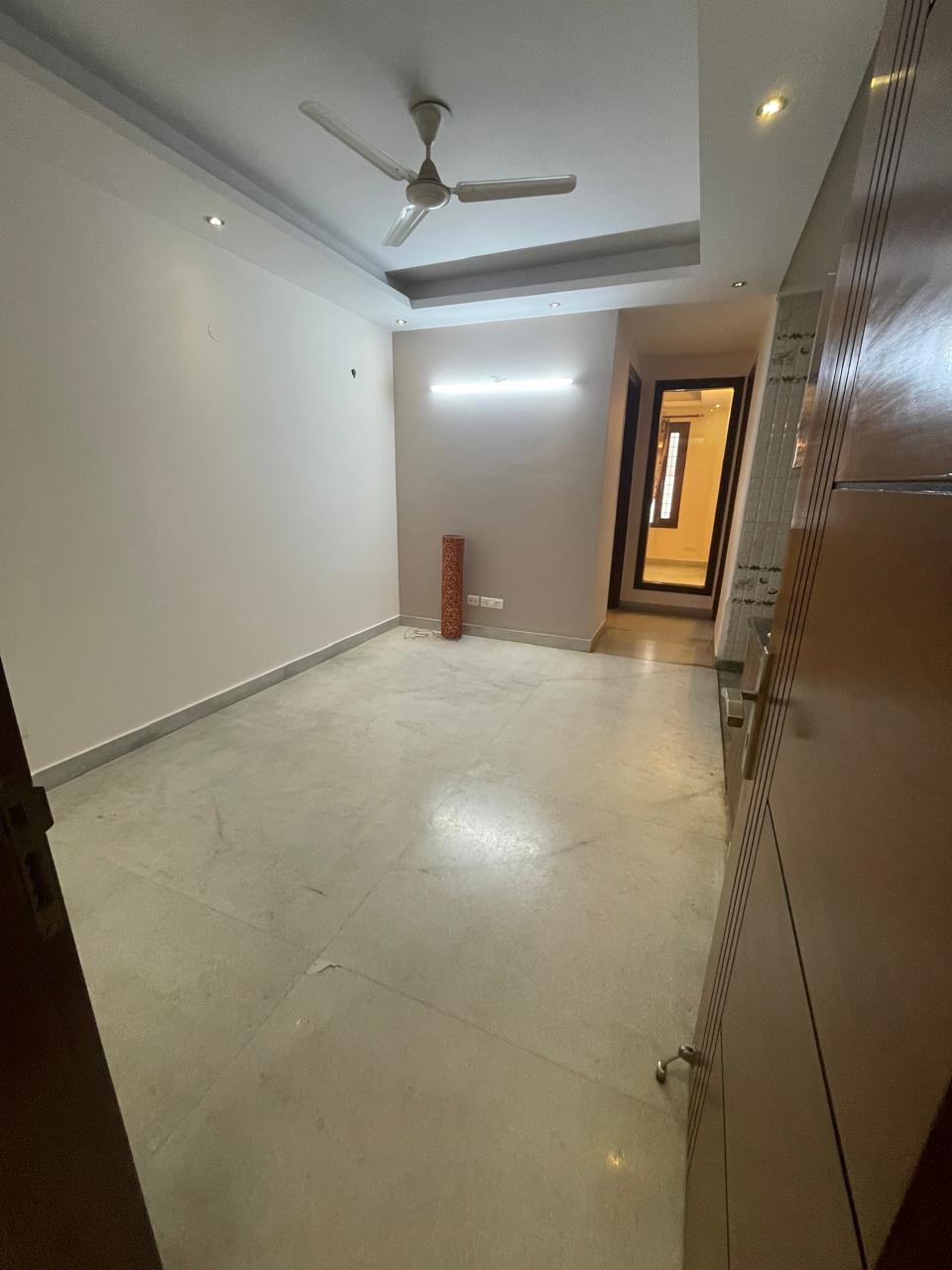 3 BHK + Servant Room Builder Floor For Sale in Greater Kailash II