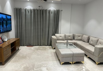 Living Room in 4 BHK Builder Floor at Sector 82 – for Sale