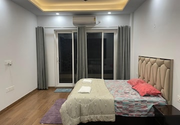 Bedroom in 4 BHK Builder Floor at Sector 82 – for Sale
