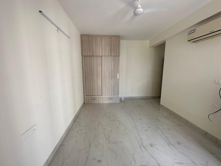 Room, altura-apartments 3 Bedroom 1710 Sq.Ft. Apartment In Ghazipur Zirakpur 9362532