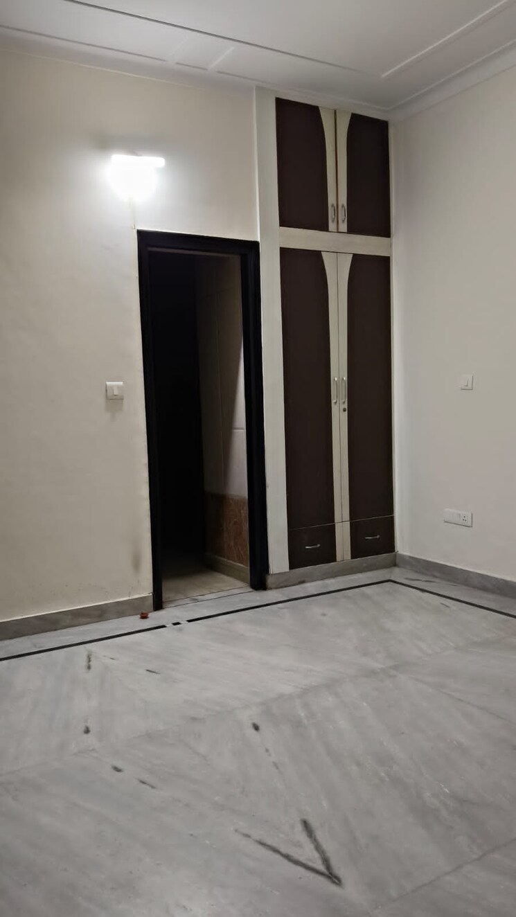 Room, sector 16 2 Bedroom 1250 Sq.Ft. Independent House In Sector 16 Faridabad 9362538