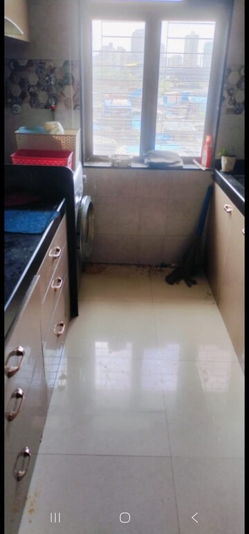 Furnished Amenities in 1 BHK Apartment at Sethia Kalpavruksh Heights, Kandivali West – for Rent