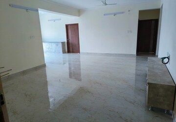 Room in 4 BHK Apartment at Himayath Sagar – for Sale