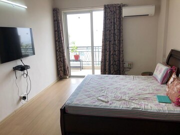 Bedroom in 3.5 BHK Apartment at DLF New Town Heights III, Sector 91 – for Sale