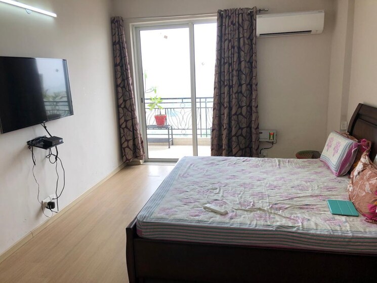 Bedroom, dlf-new-town-heights-iii 3.5 Bedroom 1930 Sq.Ft. Apartment In Sector 91 Gurgaon 9362618