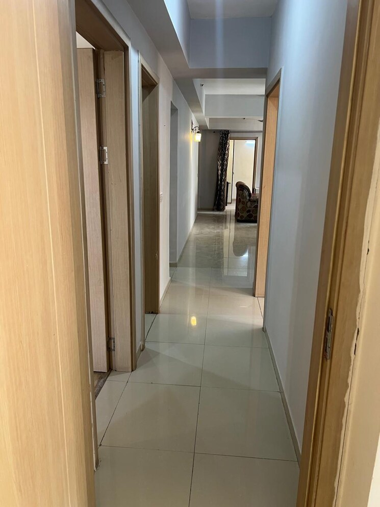 undefined, dlf-new-town-heights-ii 3.5 Bedroom 1930 Sq.Ft. Apartment In Sector 86 Gurgaon 9362630