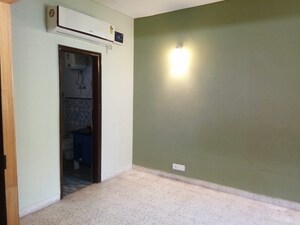 Room in 2 BHK Apartment at BSF CGHS, Gwal Pahari – for Rent