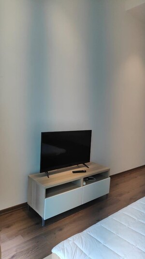 Furnished Amenities in 3 BHK Apartment at Avighna One Avighna Park, Lower Parel – for Rent