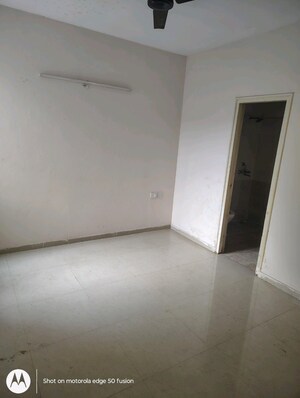 2 BHK Apartment For Sale in Shree Vardhman Green Court, Sector 90