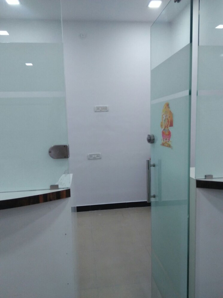 Bathroom, platinum-techno-park Commercial Office Space 1130 Sq.Ft. In Vashi Sector 30 Navi Mumbai 9362672